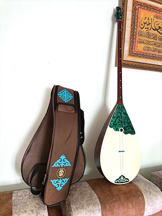 Заказной Домбыра сатылады