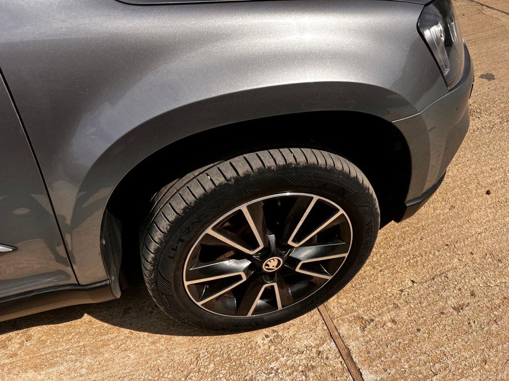 Skoda Yeti 4x4 automata euro 6 2016 luna a 8 a 128000 km