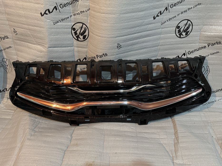 Решетка радиатора kia ceed 2021 год по 2025