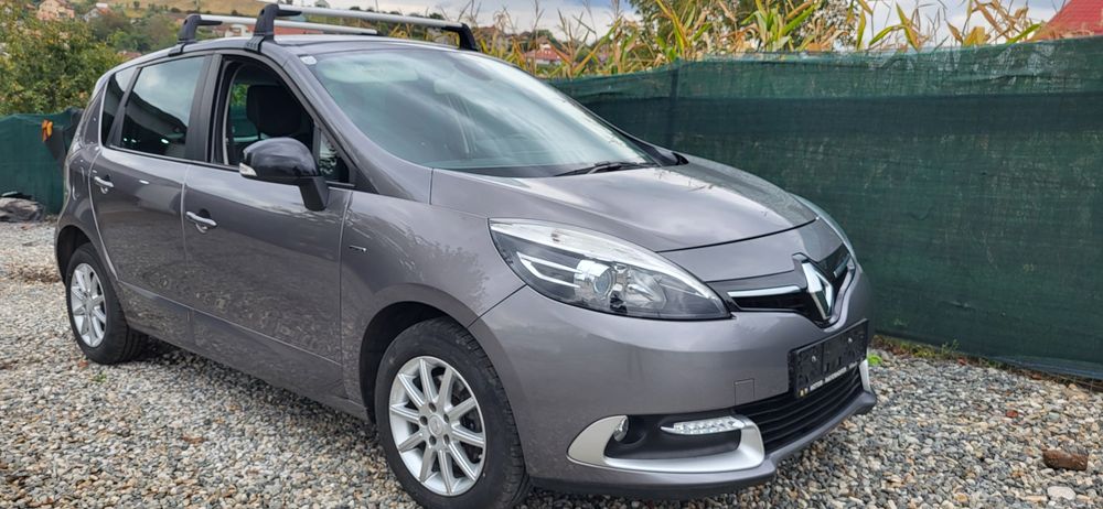 Renault Scenic 1.2tce 2015 Clima 130000