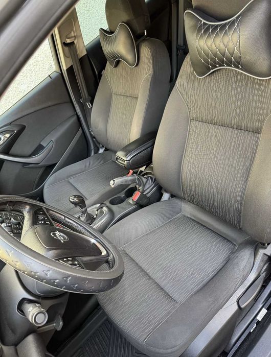 Opel astra j sport tourer