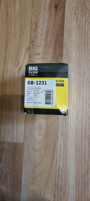 Продам новый бумажный картридж масленый фильтр оригинал на Раф4.