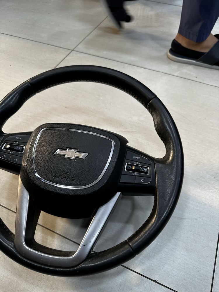 Hyundai rul ideal holatda