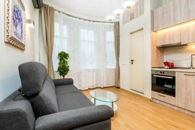 Дава се под наем Едностаен апартамент в София, Център - 30 кв.м за 688.5 € - Снимка #3