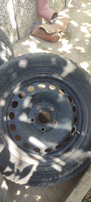 Продавам джанти за голф 5