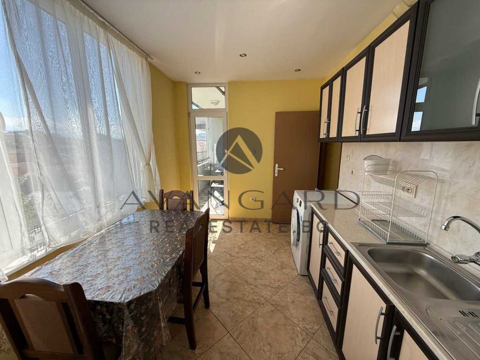 Продава се Двустаен апартамент в Пловдив, Център - 76 кв.м за 3224 €/кв.м - Снимка #3