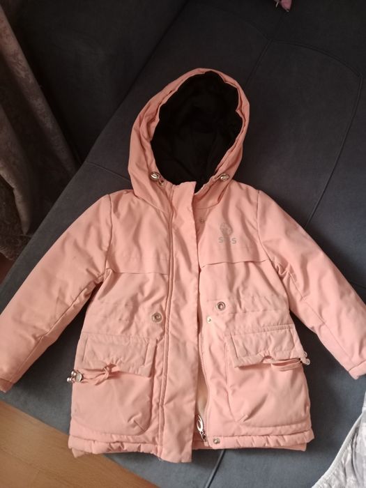 Зимний пуховик на девочку