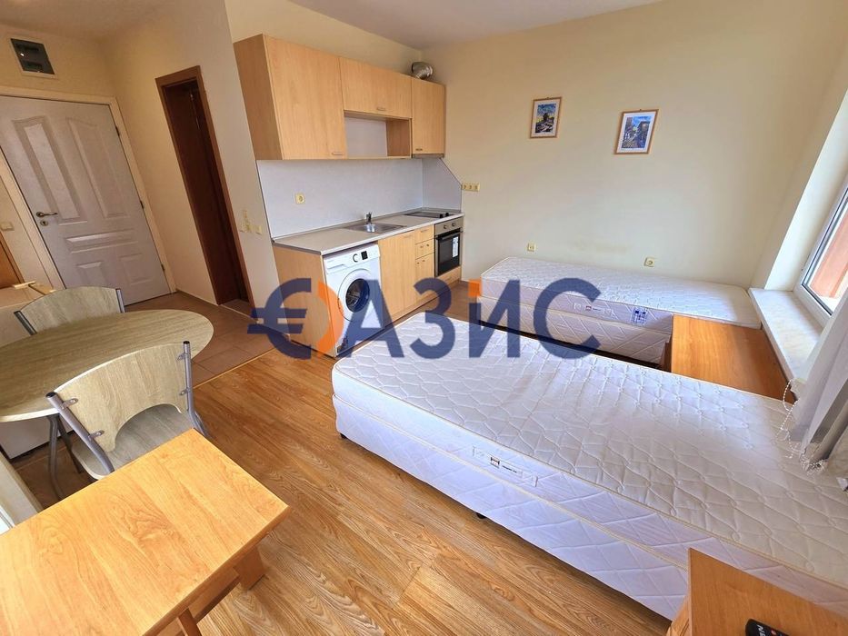 Продава се Едностаен апартамент в к.к. Слънчев бряг - 42 кв.м за 582 €/кв.м - Снимка #2