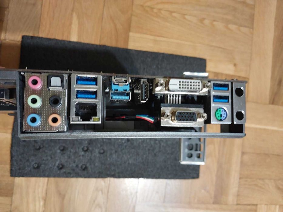 Intel Core i7 8700K + AsRock Z370 Extreme4