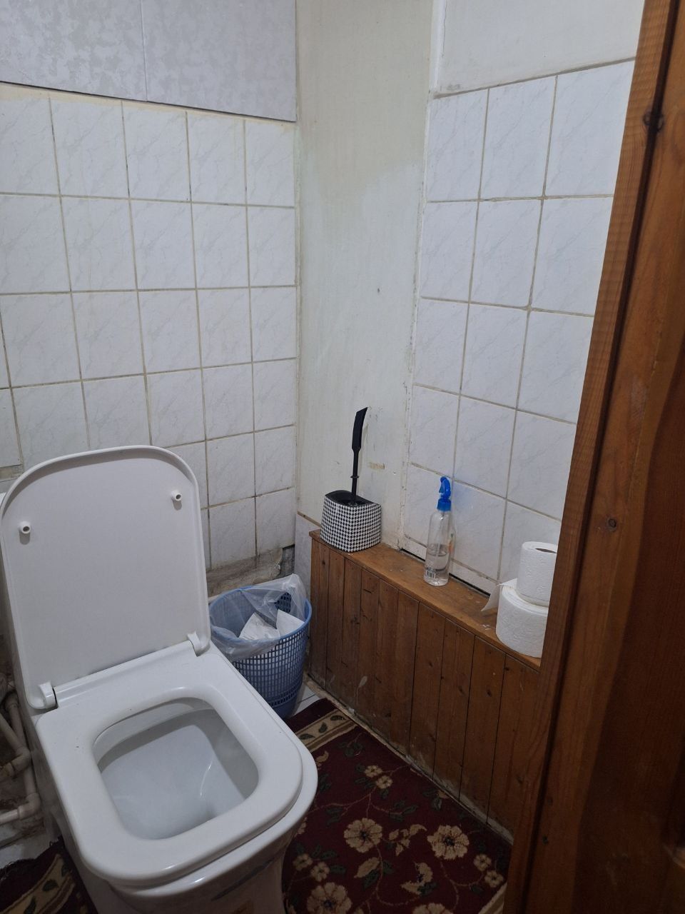 Qizlarga ijaraga uy beramiz