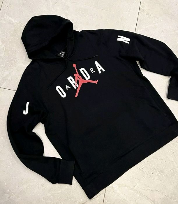 Nike jordan оригинален суичър 14/15г