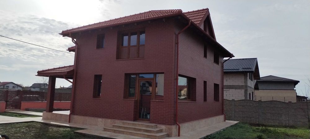 Casa individuala 5 camere. 180 mp.