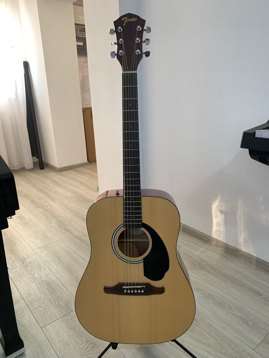 Chitara acustica Fender FA125