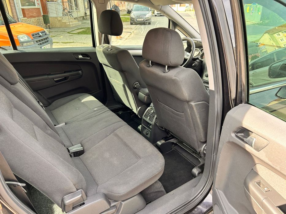 Opel Zafira 7locuri 1.8 benzina 2012 euro 5