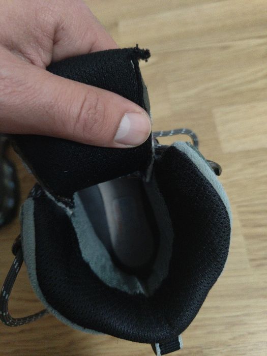 Salomon Quest 4D – bocanci hiking, mărimea 36.5 (EU),