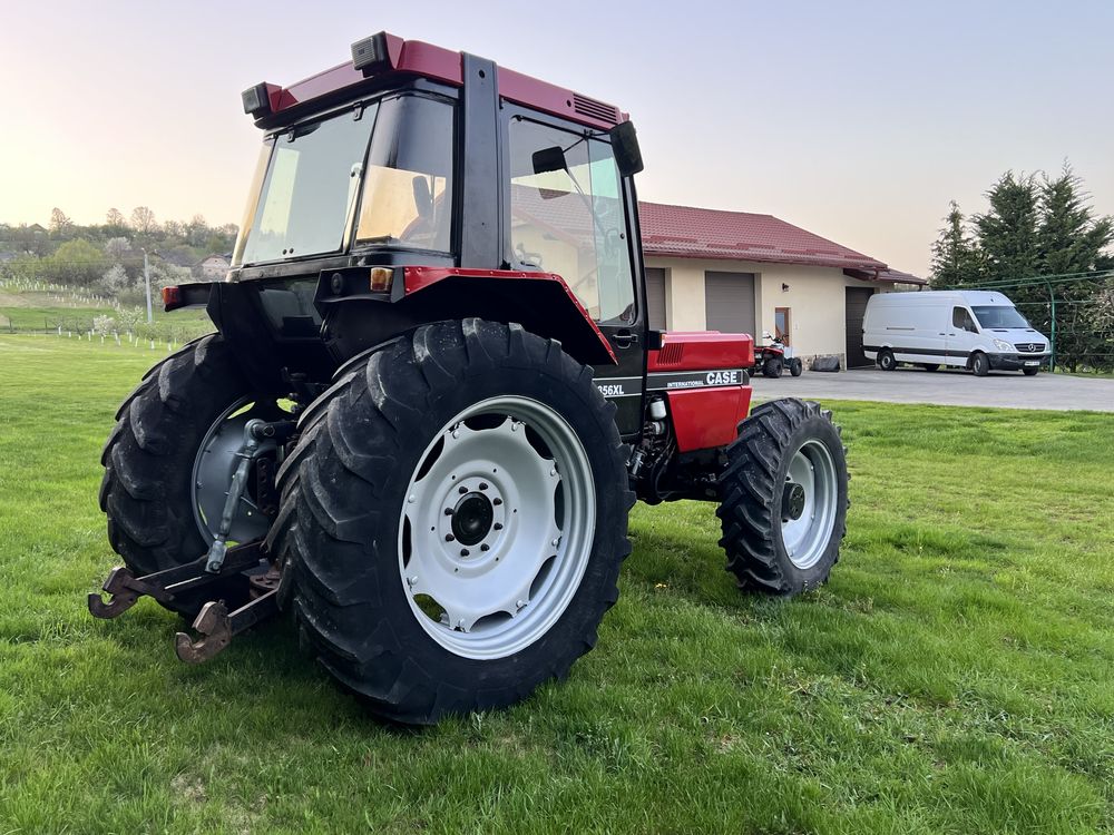 Tractor  Case IH 856xl