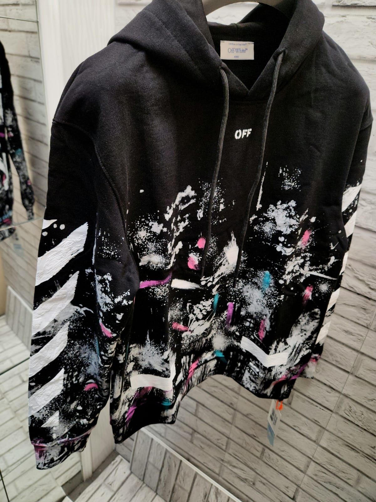 Off White суичер