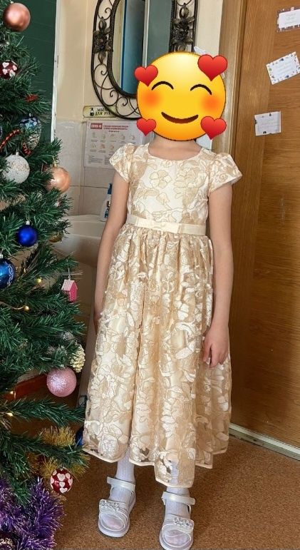 Нарядные платья для 6-8лет