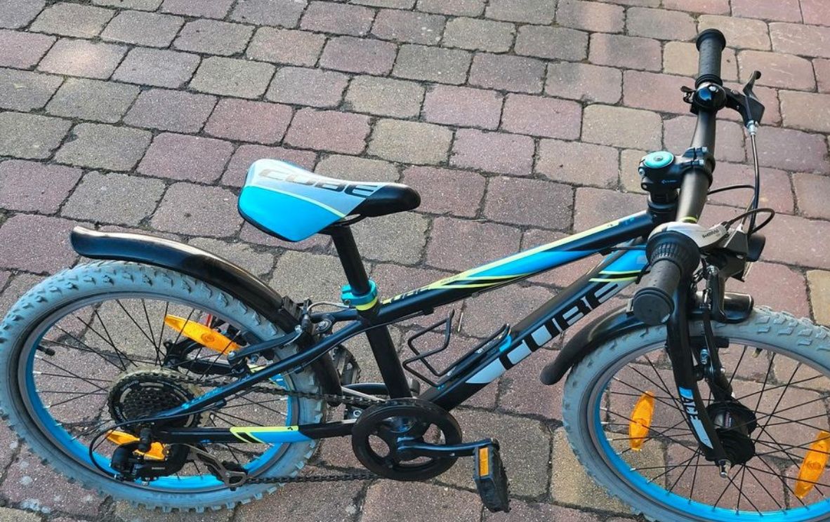 Bicicleta copii CUBE RACE 200, aluminiu, 20 zoll 7 viteze SHIMANO