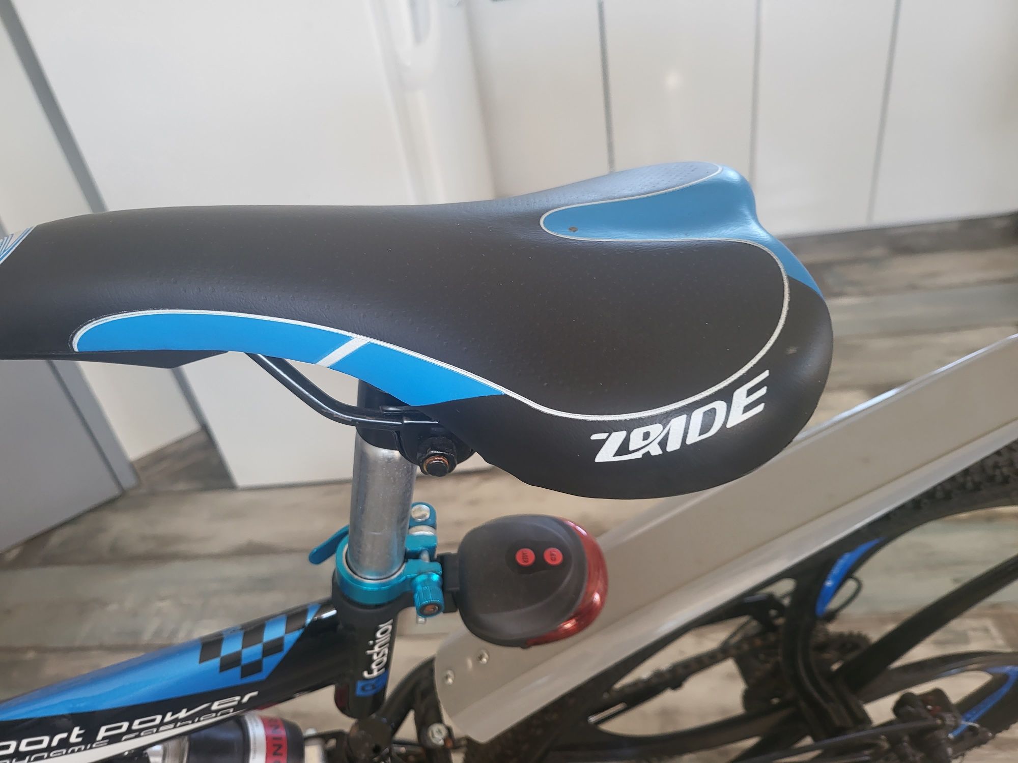 Продавам велосипед Zride