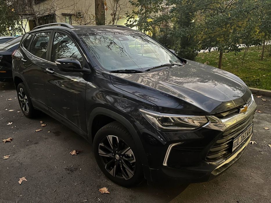 Продаётся машина Tracker Premier 2