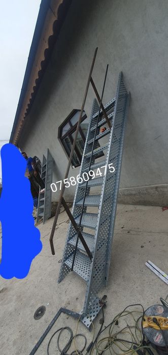 Scări zincate 75x27cm 10trp