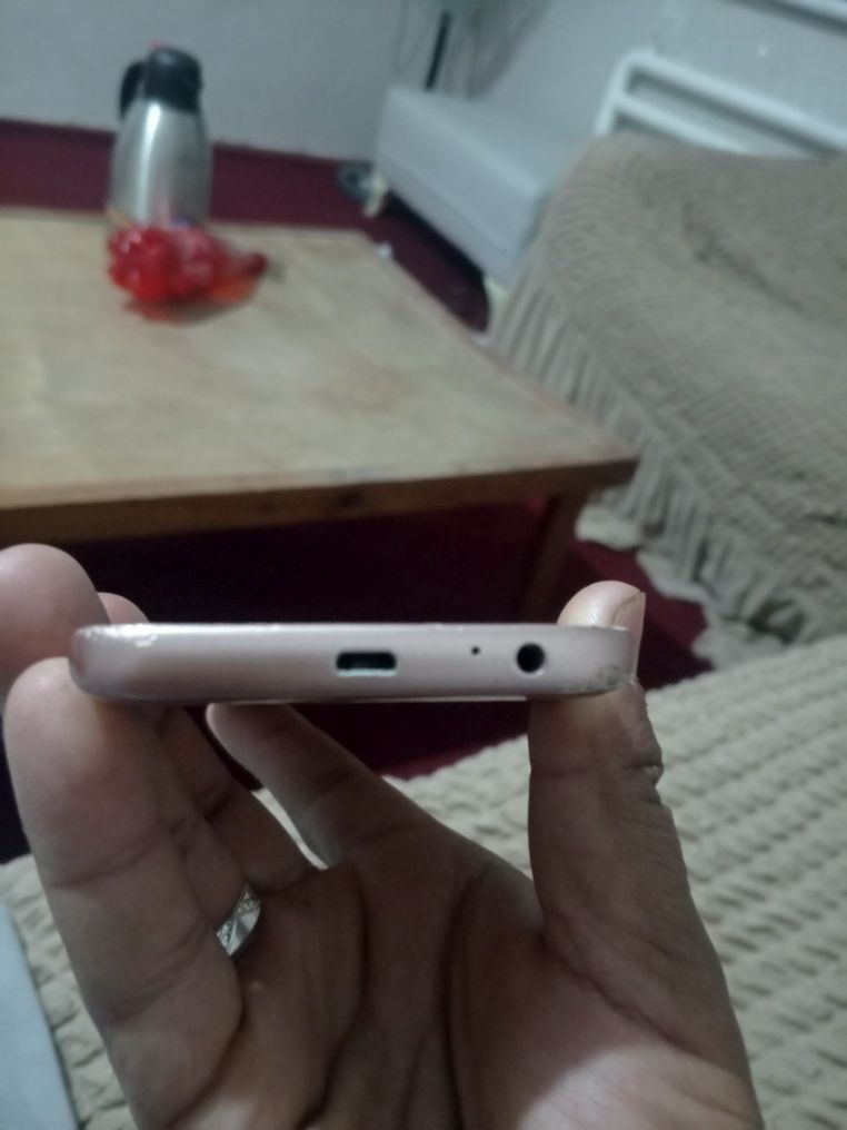 Samsung Galaxy J2 core sotiladi