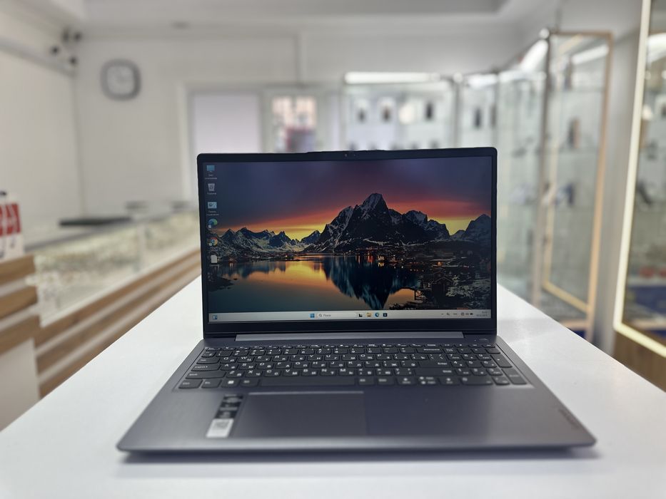 Ноутбук Lenovo