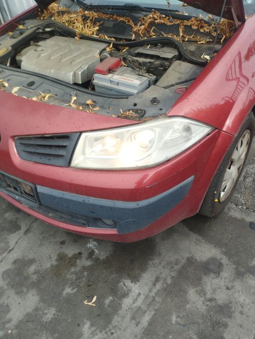 Bara fata capota far Renault Megane 2