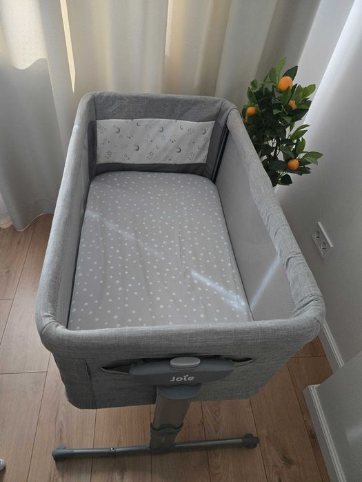 Joie roomie glide next to me