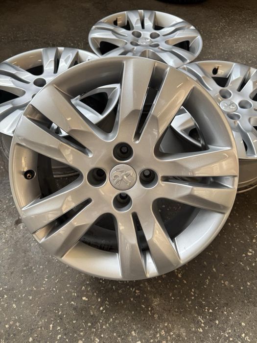 Алуминиеви джанти за Пежо/Peugeot 3008,5008