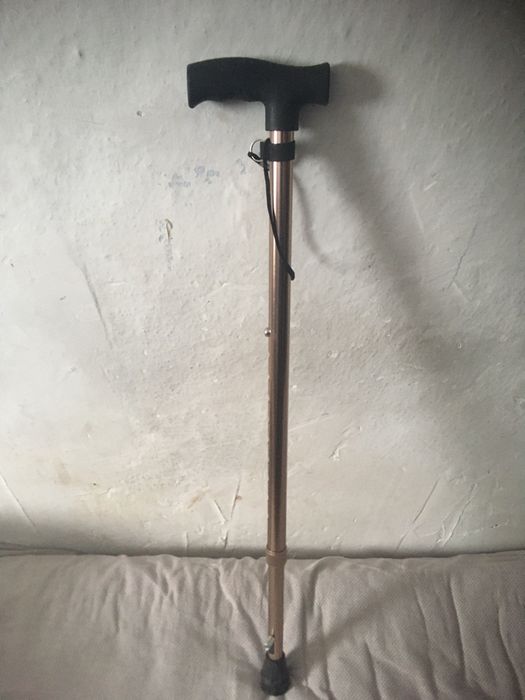 Трость продам срочно