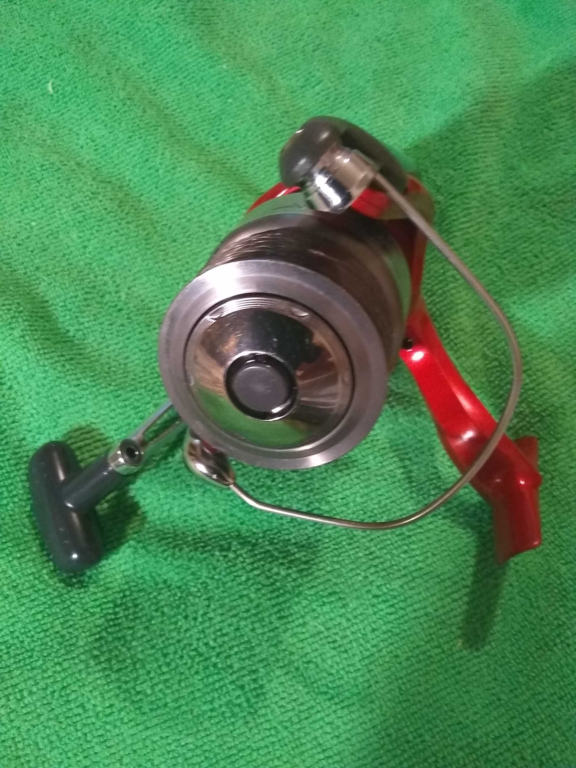 Макара Shimano Catana 4000RB с допълнителен лагер