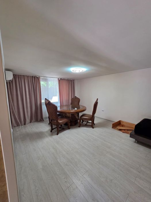 Vand Casa Cazasu Teren 950m