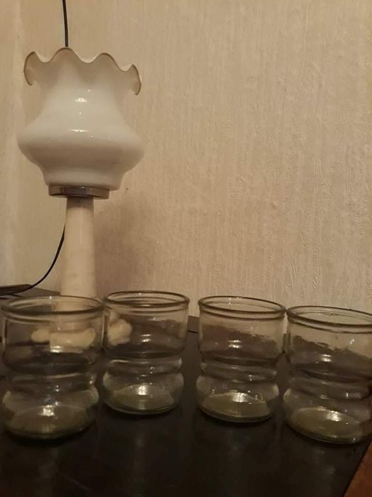 ТУРИСТИЧЕСКА КАНА С ЧАШИ.Чинии за торта.Купички.Буркани