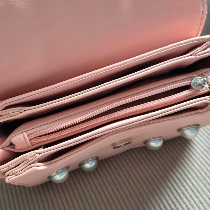 Малка чанта с перли