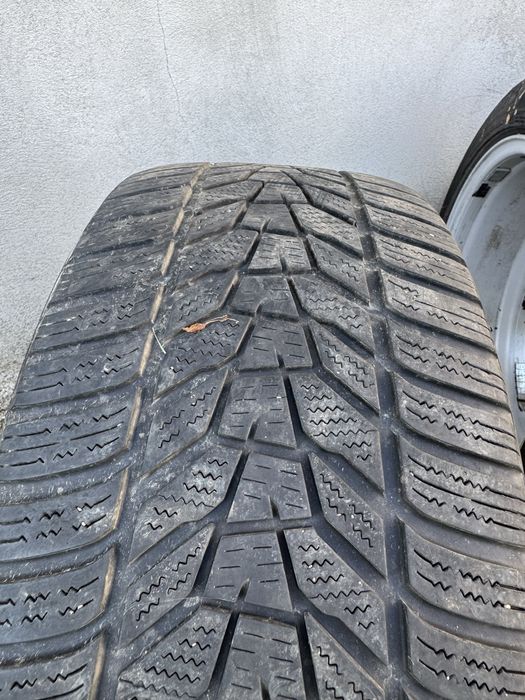 Anvelope Hankook / Continental 245/45 R18