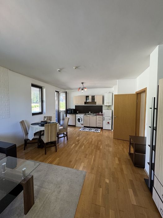 Дава се под наем Двустаен апартамент в Правец - 79 кв.м за 500 € - Снимка #2