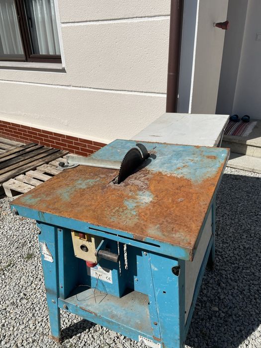 Vând circulă (nu a fost folosita foarte mult)