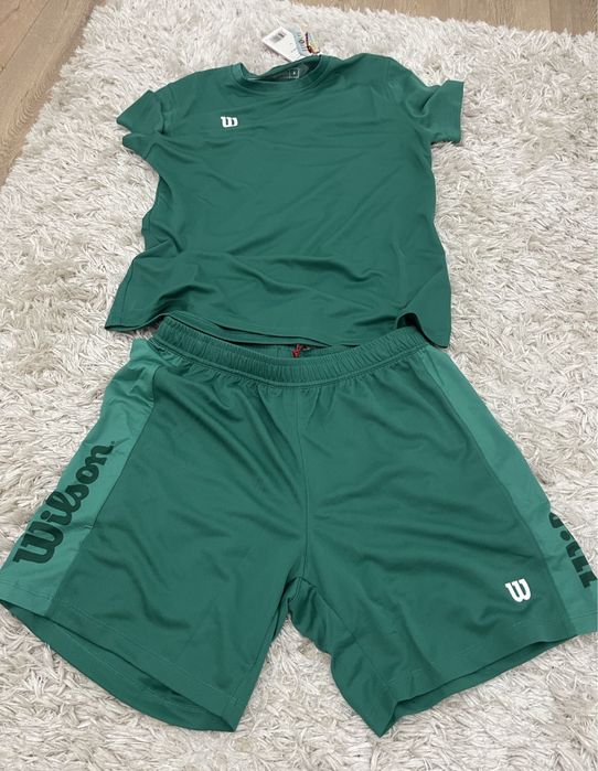 Compleu Sort si Tricou Wilson Original Dama la pret Redus