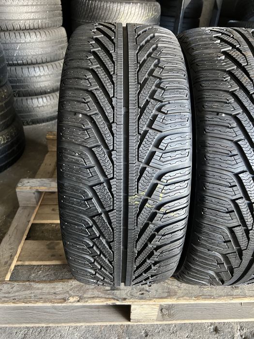 2 anvelope de iarna 245/45/18 Uniroyal 7.8 mm!