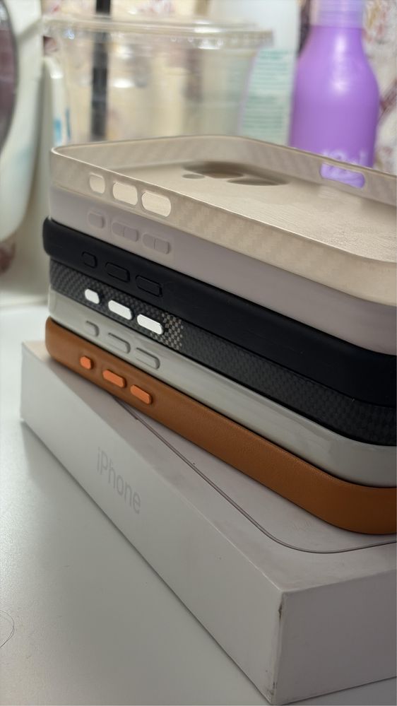 Чехлы на iphone 16