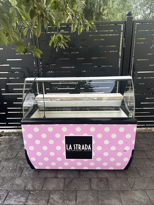 Vitrina frigorifica inghetata La Strada