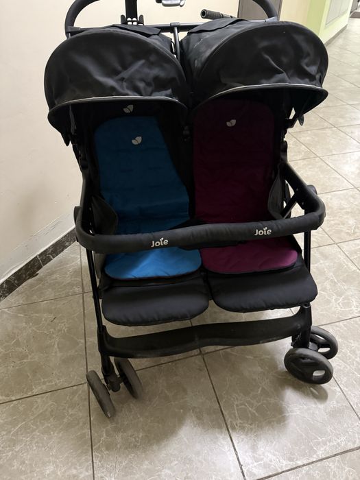 Коляска для двойняшек или погодок