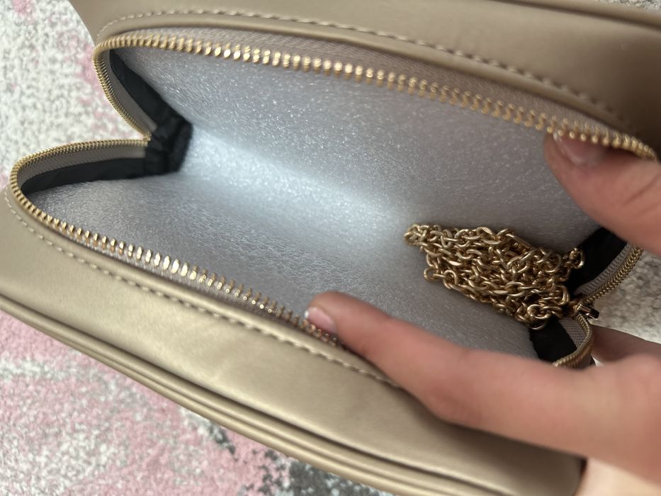 Чисто нова оригинална чанта на Versace