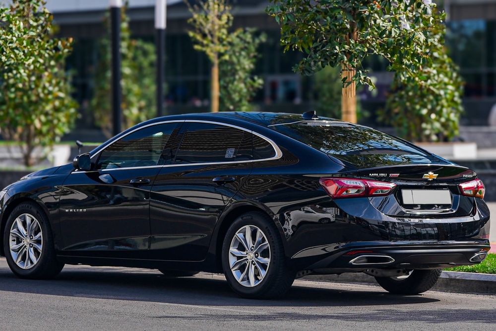 г.Нукус Срочно  Malibu 2  2.4 атмосфера мотор САТЫЛАДЫ