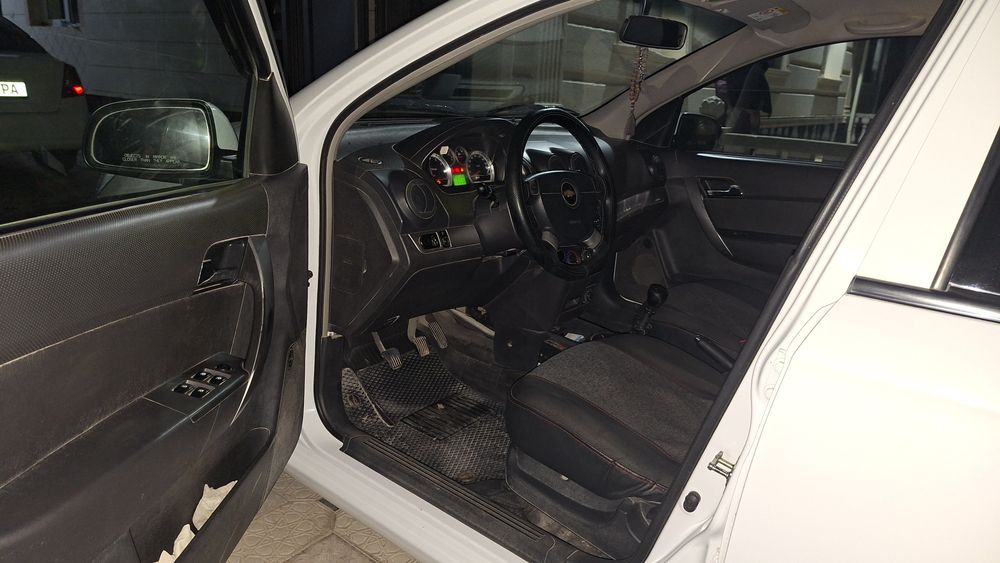 Нексия 3 сотилади