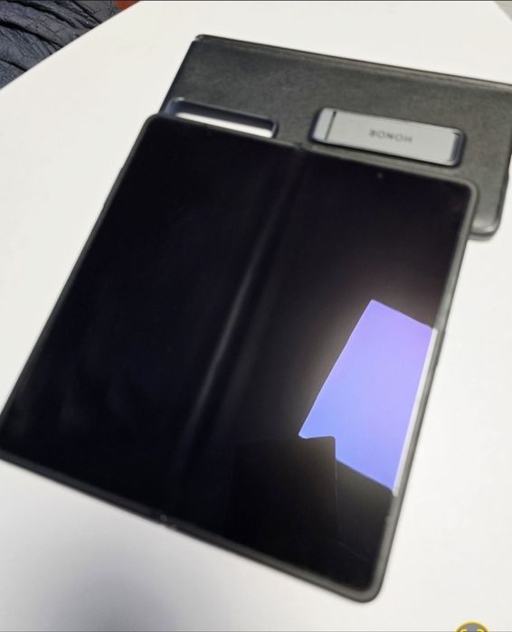 Honor Magic V2 – 5G – 512GB / 16GB RAM -impecabil