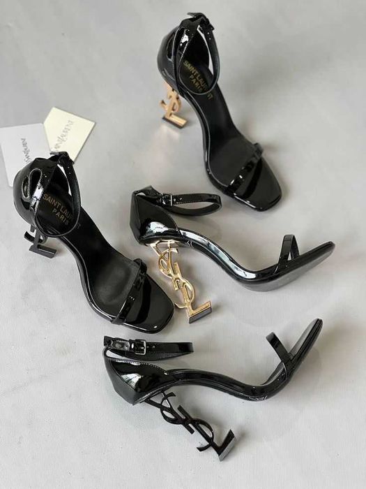 Сандали обувки на ток дамски