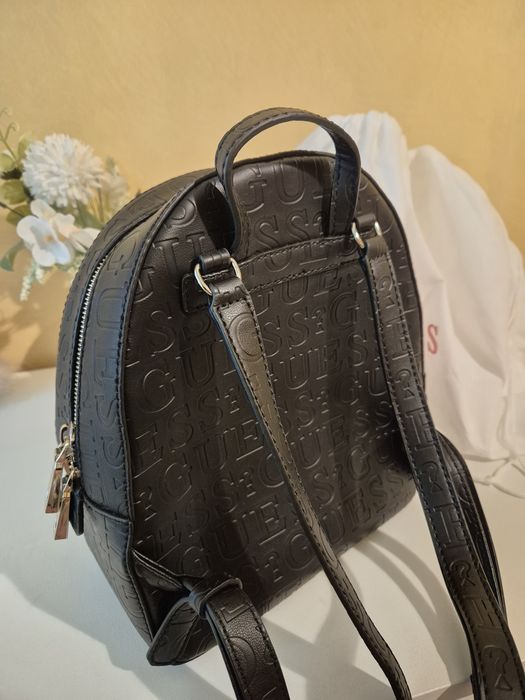 GuessGuess
Раница Brightside (VD) HWVD75 80320 Черен
Раница Brightside